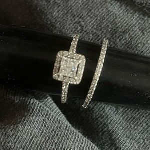 1 carat, 14K White Gold wedding set